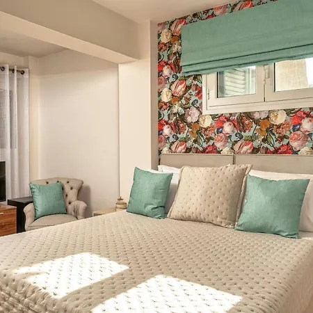 Apartament Suburban Elegant Studios, By Zantewize