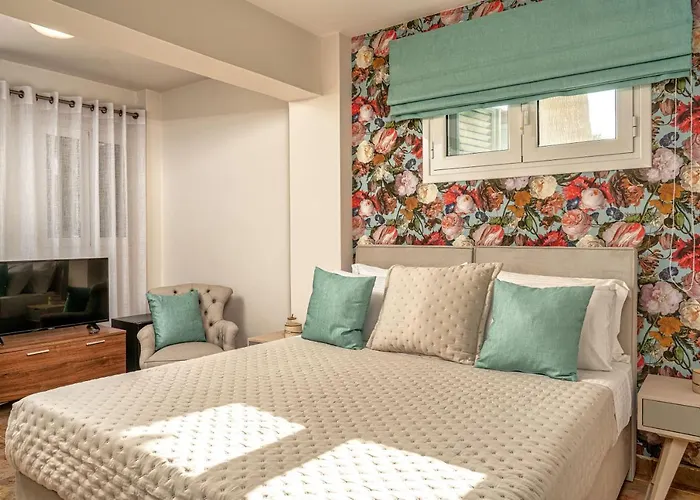 Apartament Suburban Elegant Studios, By Zantewize