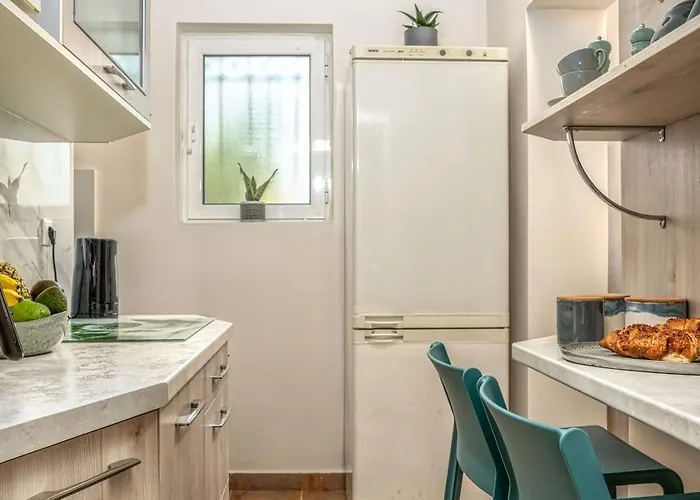 Suburban Elegant Studios, By Zantewize Apartament *