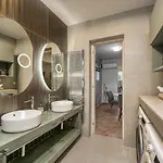 Suburban Elegant Studios, By Zantewize Zákynthos by