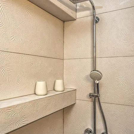 Appartamento Suburban Elegant Studios, By Zantewize *