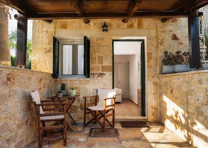 Suburban Elegant Studios, By Zantewize شقة