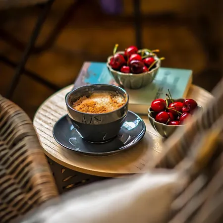 Suburban Elegant Studios, By Zantewize 아파트 *